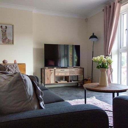 Waters Edge Apartment Chester Luaran gambar